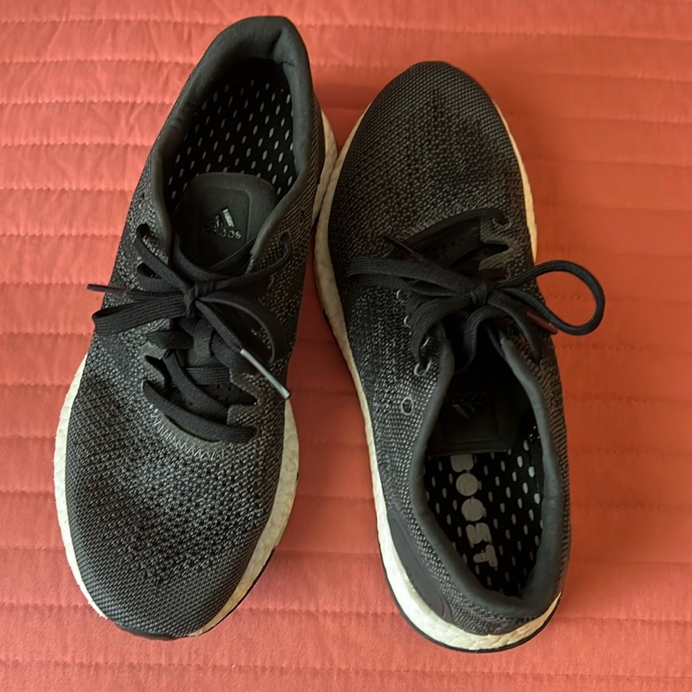 EUC Adidas Boost women’s sneakers